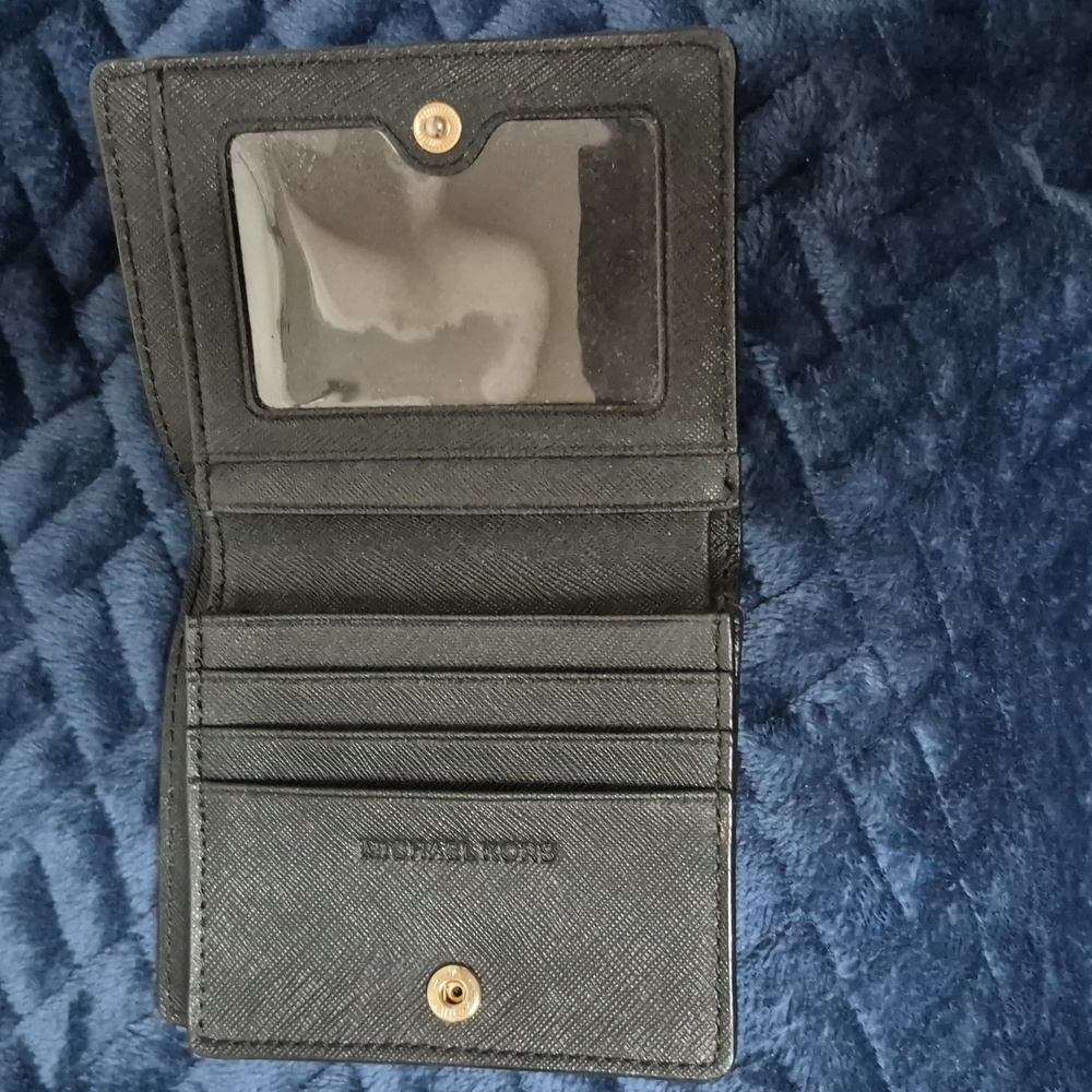 Michael Kors Small Black Wallet, EUC! - Picture 8 of 14